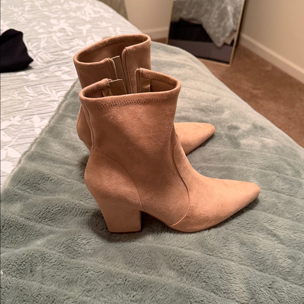 Jessica Simpson Tan Ankle Booties - Picture 2 of 4